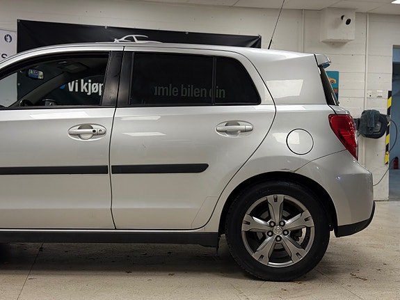 Toyota Urban Cruiser 18 of 30