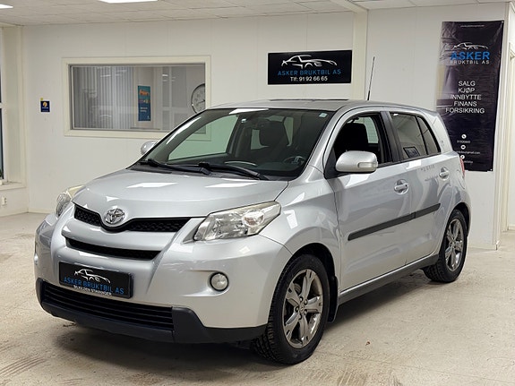Toyota Urban Cruiser 5 of 30