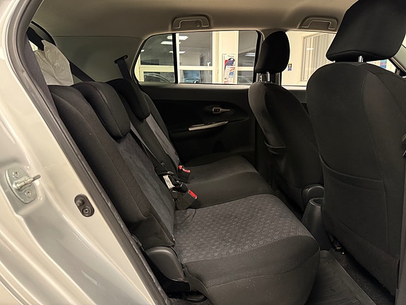 Toyota Urban Cruiser 26 of 30