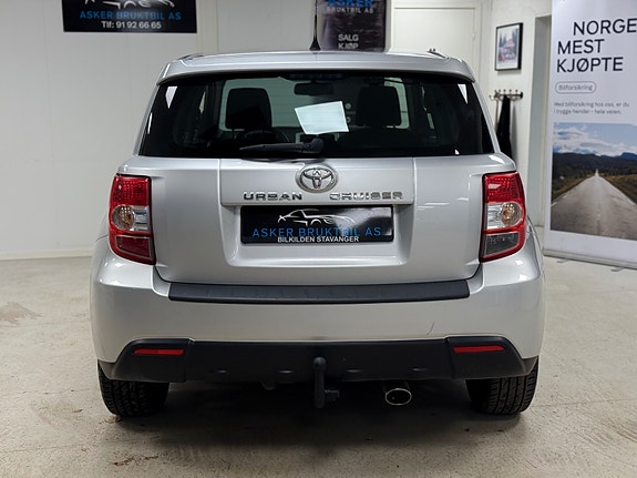 Toyota Urban Cruiser 13 of 30