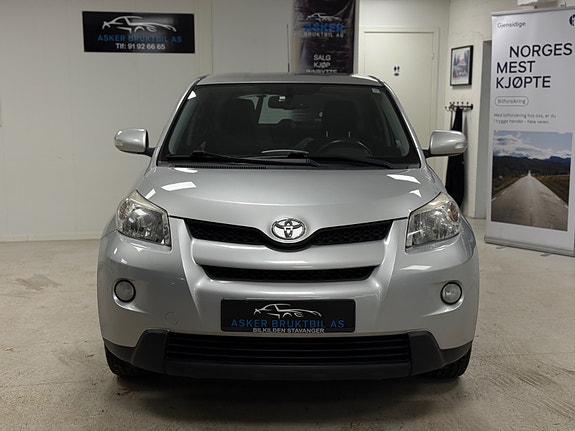 Toyota Urban Cruiser 4 of 30