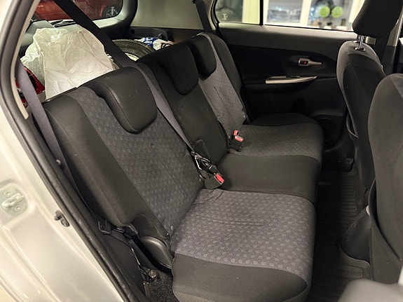 Toyota Urban Cruiser 27 of 30