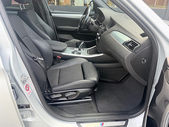 BMW X3 26 of 29