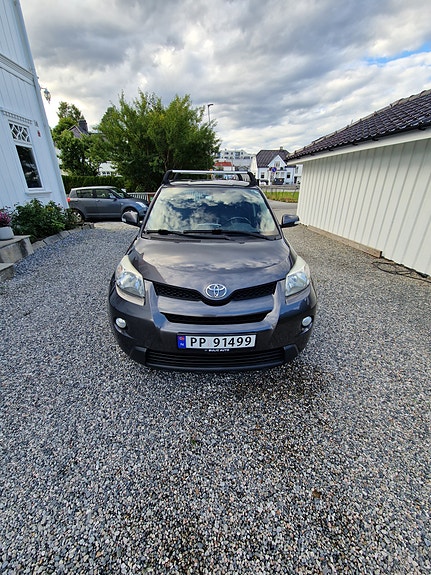 Toyota Urban Cruiser 8 of 19