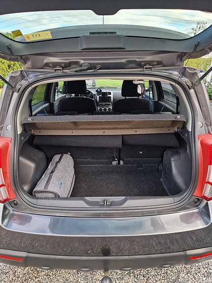 Toyota Urban Cruiser 11 of 19