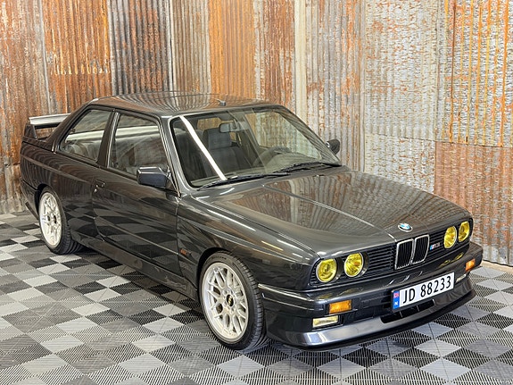 BMW M3 2 of 30