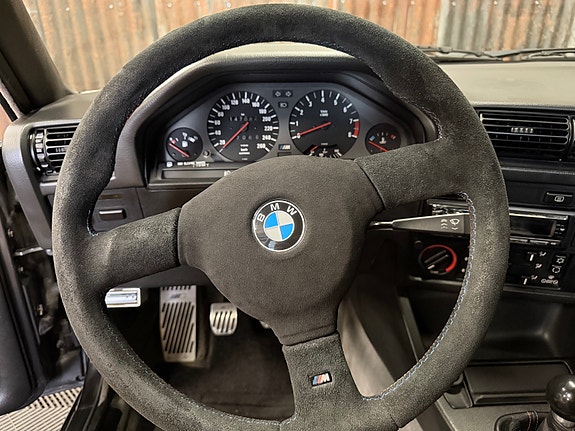 BMW M3 26 of 30