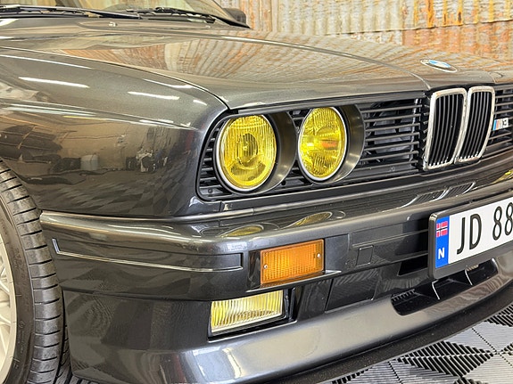 BMW M3 10 of 30