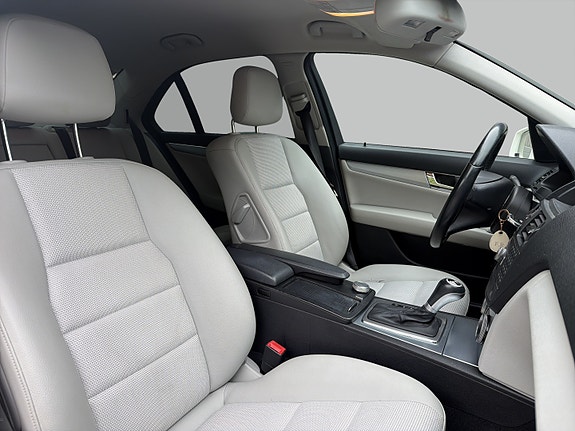 Mercedes-Benz C200 d 18 of 27