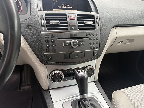 Mercedes-Benz C200 d 24 of 27