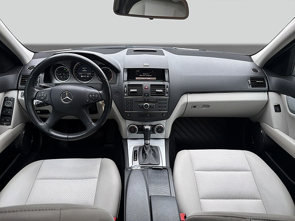 Mercedes-Benz C200 d 15 of 27