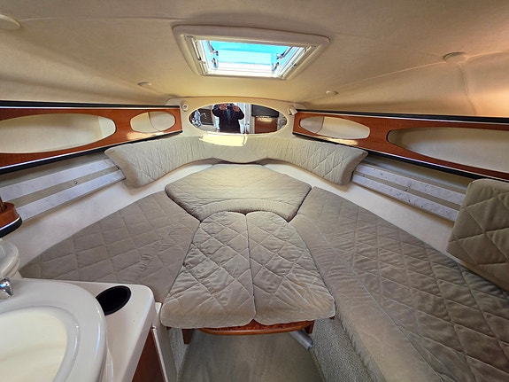 Sea-Ray 275 Sundancer 7 of 25