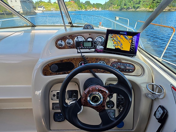 Sea-Ray 275 Sundancer 23 of 25