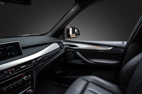 BMW X5 24 of 27
