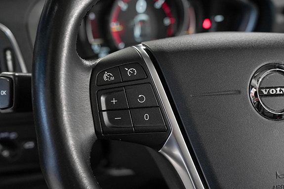 Volvo V40 Cross Country 16 of 30