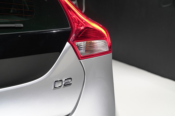 Volvo V40 Cross Country 5 of 30