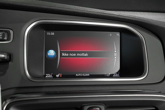 Volvo V40 Cross Country 19 of 30