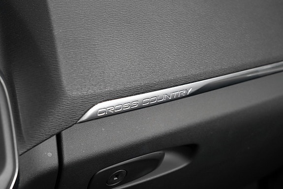 Volvo V40 Cross Country 20 of 30