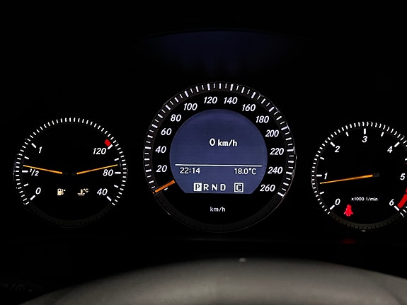 Mercedes-Benz C220 d 26 of 30