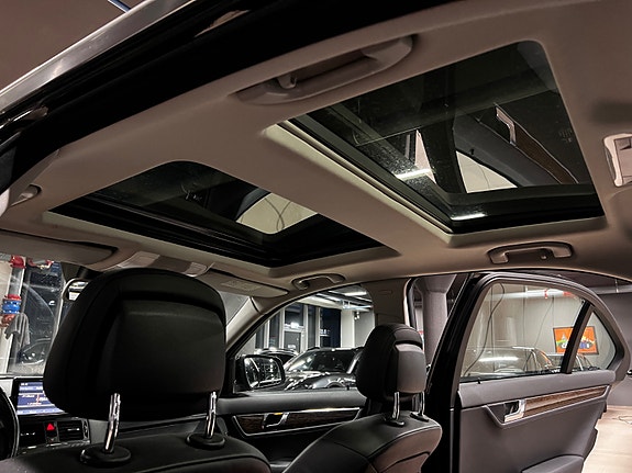Mercedes-Benz C220 d 14 of 30