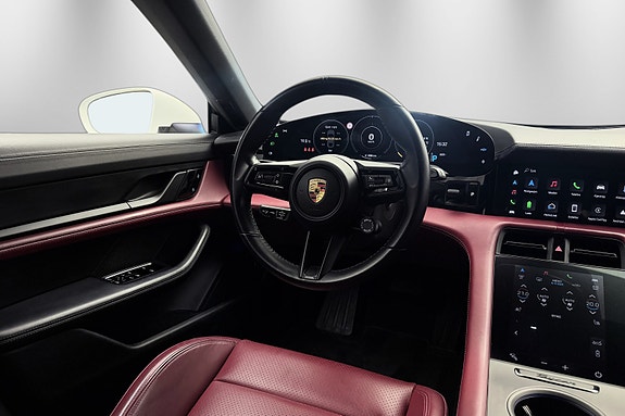 Porsche Taycan 4S 20 of 30