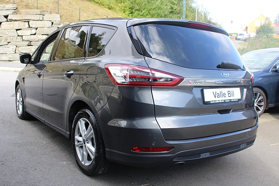 Ford S-MAX 3 of 14