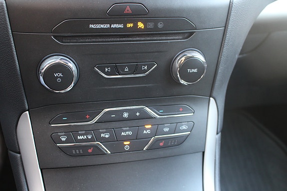 Ford S-MAX 13 of 14