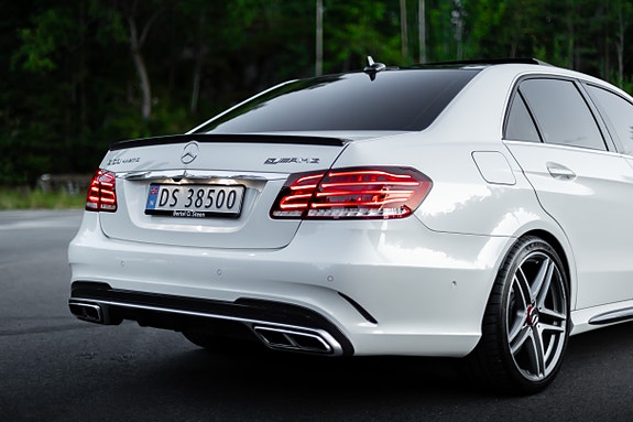 Mercedes-Benz E63 13 of 30