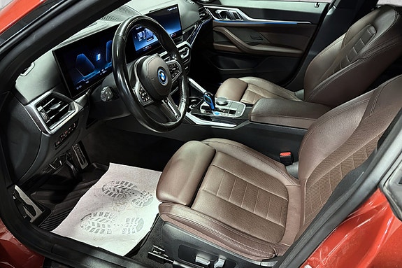 BMW i4 12 of 26