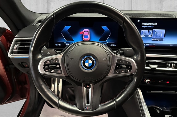 BMW i4 11 of 26