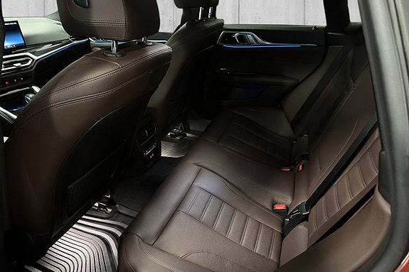 BMW i4 13 of 26