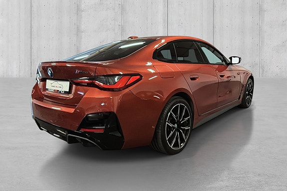 BMW i4 7 of 26