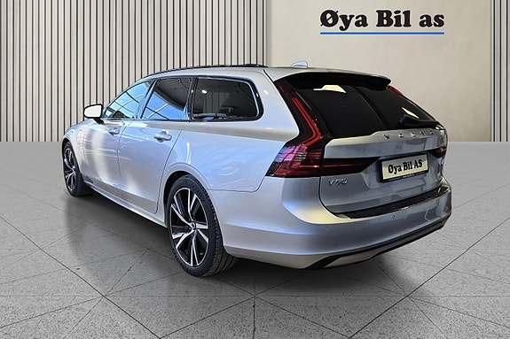 Volvo V90 7 of 30