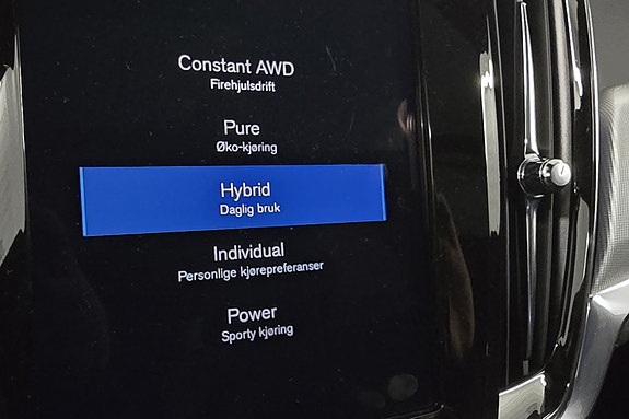 Volvo V90 26 of 30