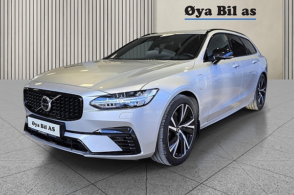 Volvo V90 2 of 30