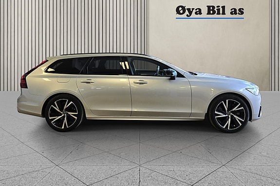 Volvo V90 4 of 30