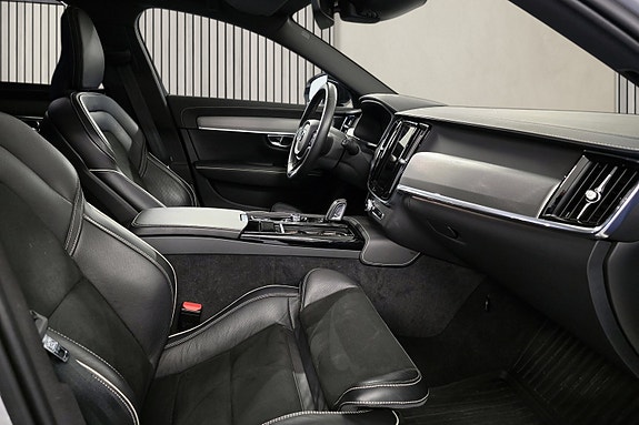 Volvo V90 16 of 30