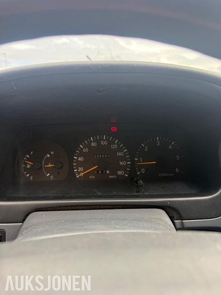 Toyota HiAce 25 of 28