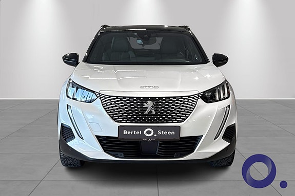 Peugeot e-2008 9 of 17