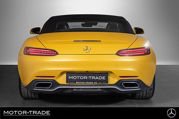 Mercedes-Benz AMG GT Roadster 10 of 30