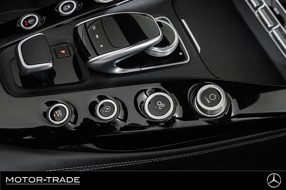 Mercedes-Benz AMG GT Roadster 27 of 30