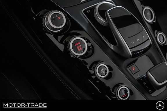 Mercedes-Benz AMG GT Roadster 26 of 30