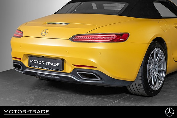 Mercedes-Benz AMG GT Roadster 9 of 30