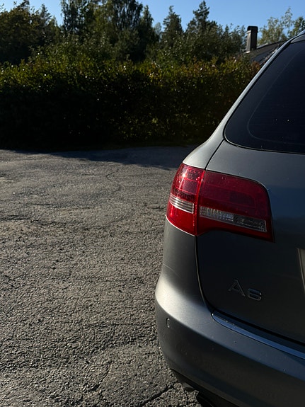 Audi A6 5 of 15