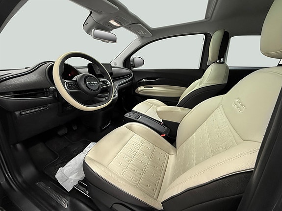 Fiat 500e 11 of 25