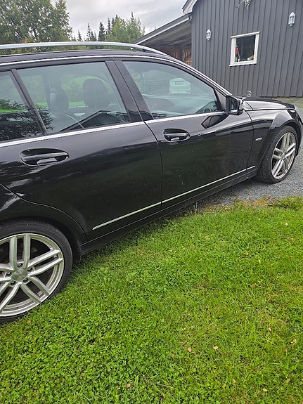 Mercedes-Benz C220 d 8 of 11