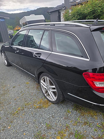 Mercedes-Benz C220 d 5 of 11