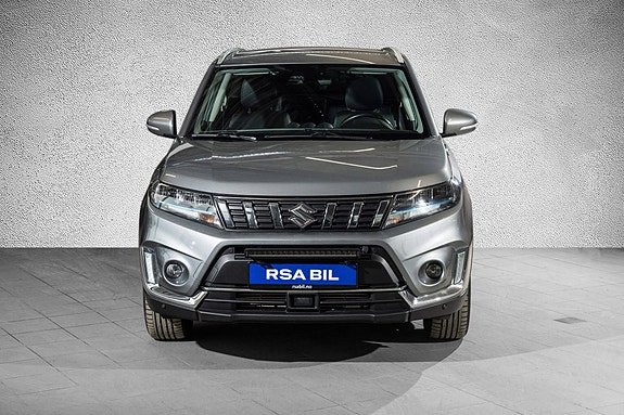 Suzuki Vitara 4 of 26