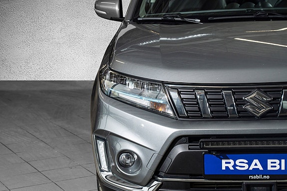 Suzuki Vitara 3 of 26