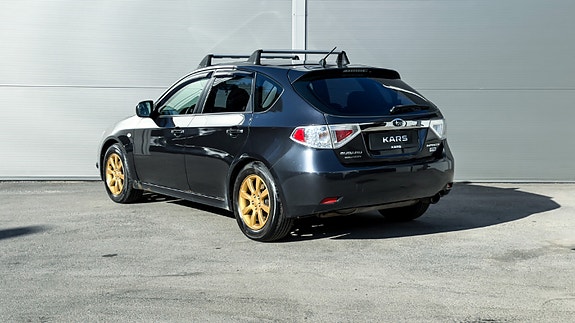 Subaru Impreza 3 of 20